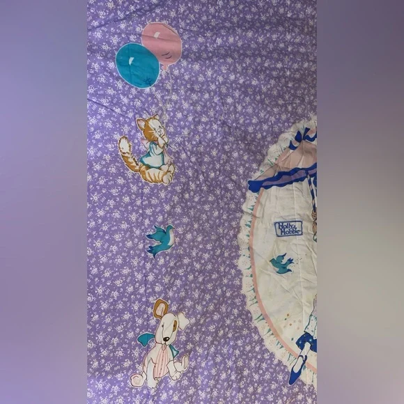 Vintage Holly Hobbie comforter - Picture 2 of 9
